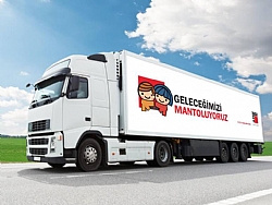 'GELECEĞİMİZİ MANTOLUYORUZ' PROJESİ 2022 YILINDA DA ÇOCUKLARIN İÇİNİ ISITTI